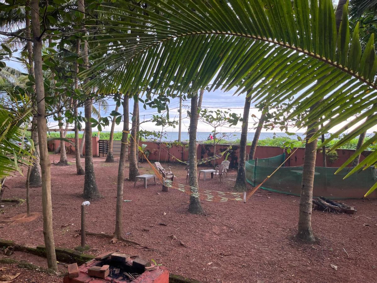 Kizhunna Rock Beach House Kannur Extérieur photo