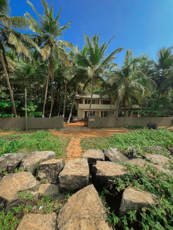 Kizhunna Rock Beach House Kannur Extérieur photo